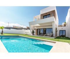 VILLA CON UNA CASA DE INVITADOS ADICIONAL, PROPIA PISCINA EN BALCON DE FINESTRAT