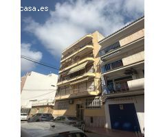 GRAN APARTAMENTO EN TORREVIEJA, 2 HAB, 1 BAÑO. 150M DE LA PLAYA
