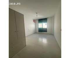 GRAN APARTAMENTO EN TORREVIEJA, 2 HAB, 1 BAÑO. 150M DE LA PLAYA