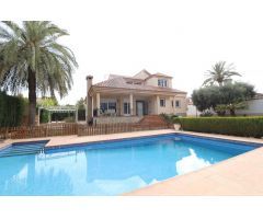 CHALET INDEPENDIENTE EN MIL PALMERAS CON PARCELA DE 1000 M2
