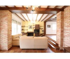 CHALET INDEPENDIENTE EN MIL PALMERAS CON PARCELA DE 1000 M2