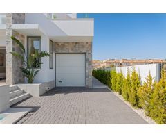 VILLA DE LUJO EN LOS ALCAZARES