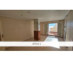 Atico  con Espectaculares  Vistas al Mar, una Terraza Super Amplia  en el Paseo Maritimo Torrevieja.