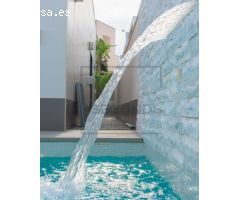 Villa de Lujo en Venta en San Miguel de Salinas, Alicante