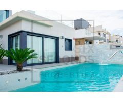 Villa de Lujo en Venta en San Miguel de Salinas, Alicante