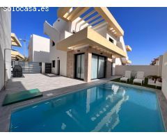 Chalet en Venta en Los Montesinos, Alicante