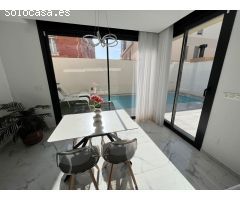 Chalet en Venta en Los Montesinos, Alicante