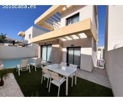 Chalet en Venta en Los Montesinos, Alicante