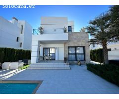 Chalet en Venta en Rojales, Alicante