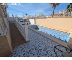Chalet en Venta en Orihuela Costa, Alicante