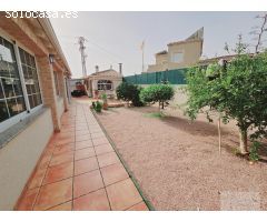 CHALET DE 320 M2. CON 800M2 DE PARCELA. PISCINA PROPIA