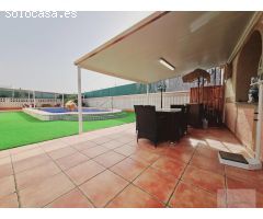 CHALET DE 320 M2. CON 800M2 DE PARCELA. PISCINA PROPIA