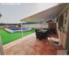 CHALET DE 320 M2. CON 800M2 DE PARCELA. PISCINA PROPIA