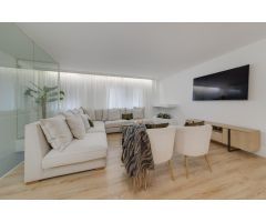 DUPLEX DE LUJO DE 250M2 MODERNO A TAN SOLO 200M DE LA PLAYA