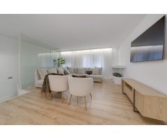 DUPLEX DE LUJO DE 250M2 MODERNO A TAN SOLO 200M DE LA PLAYA