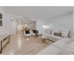 DUPLEX DE LUJO DE 250M2 MODERNO A TAN SOLO 200M DE LA PLAYA