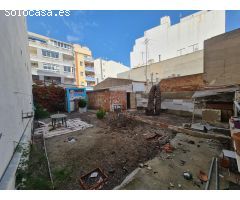 SOLAR DE 220M2 EN CALLE CONCORDIA