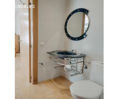 LOCAL DE 95 M2 AL LADO DEL AYUNTAMIENTO DE TORREVIEJA