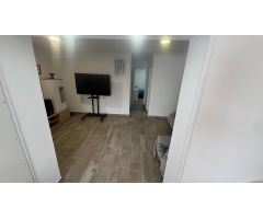 BUNGALOW EN TORRETAS CON PISCINA COMUNITARIA