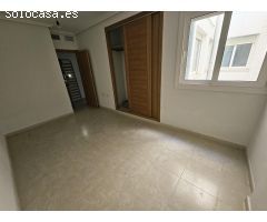 APARTAMENTO EN EL CENTRO DE TORREVIEJA A PASOS DE LA PLAZA DE LA CONSTITUCION