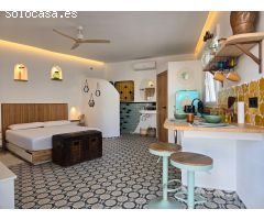 Casa en venta junto al mar de estilo ibicenco