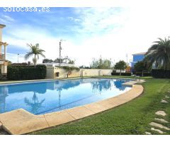 Bonito ático dúplex con parking y piscina cerca de playa y camping