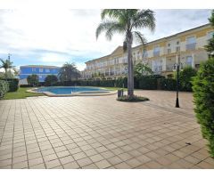 Bonito ático dúplex con parking y piscina cerca de playa y camping