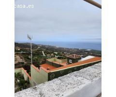 Encanto Rural en La Guancha: Casa Rústica con Amplia Huerta y Vistas Inigualables