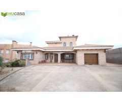 ¡¡ OPORTUNIDAD-CARPIO DE TAJO-IMPRESIONANTE VIVIENDA DE 5 DORMITORIOS EN PARCELA DE 4.000 m2!!!