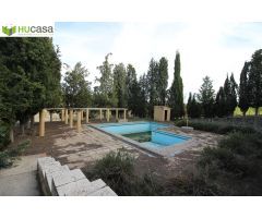 ¡OLIAS DEL REY - 2 FINCAS, CHALET INDEPENDIENTE Y PISCINA CON JARDIN EN PARCELA TOTAL DE 2.143 m2 !