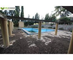 ¡OLIAS DEL REY - 2 FINCAS, CHALET INDEPENDIENTE Y PISCINA CON JARDIN EN PARCELA TOTAL DE 2.143 m2 !