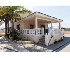Chalet con piscina en el Brosquil de Cullera !!!