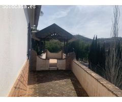 Chalet en Venta en Viñuelas de Arriba, Málaga