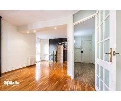PISO EN VENTA EN CENTRO DE SABADELL