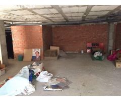 LOCAL EN AVDA. PAÍS VALENCIANO EN ALBATERA