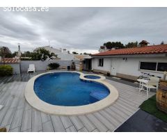 Chalet individual en  Casalot, Mont-Roig del Camp