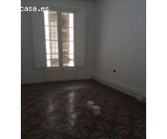 Edificio en Venta en Badalona, Barcelona
