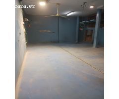 Local en venta con sótano junto Juzgados de Badalona