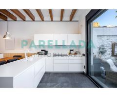 Preciosa casa en venta de diseño en el puro centro de Badalona.