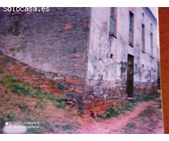 Casa de Pueblo en Venta en Pola de Allande, Asturias
