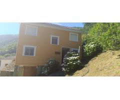 Casa de Pueblo en Venta en Cangas del Narcea, Asturias