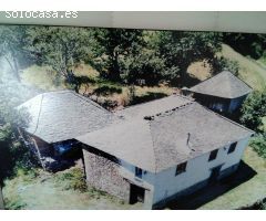 Casa de Pueblo en Venta en Ibias, Asturias