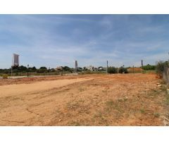 RESIDENCIAL HESWALL B[amp;]S  -  4 VIVIENDAS ADOSADAS Y 4 PAREADAS EN LA ZONA DEL BOVALAR EN ROCAFOR