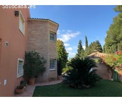 Chalet en Cumbres de San Antonio