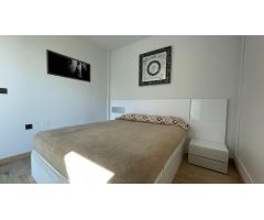 Chalet independiente en Lomas de Cabo Roig con 3 dormitorios
