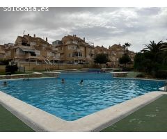 Bungalow planta baja totalmente reformado con 2 dormitorios en Torrevieja,Aguas Nuevas