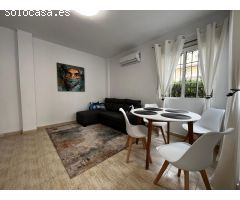 Bungalow planta baja totalmente reformado con 2 dormitorios en Torrevieja,Aguas Nuevas