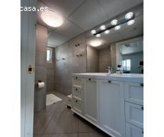 Chalet independiente de 3 dormitorios en la Florida con PISCINA COMUNITARIA