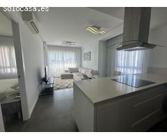 Vistas al mar desde un apartamento completamente reformado de 3 dormitorios en Dehesa de Campoamor
