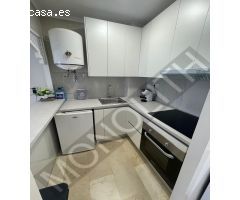 Estudio en PRIMERA LINEA DE LA PLAYA de Los Locos en Torrevieja